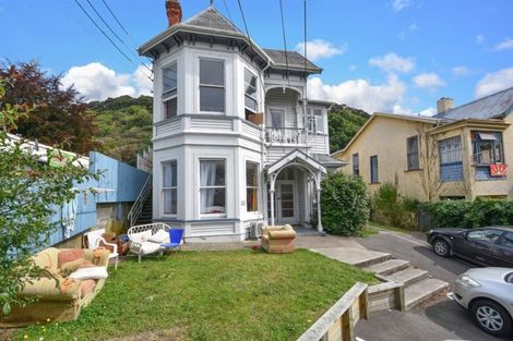 Photo of property in 84 Queen Street, North Dunedin, Dunedin, 9016