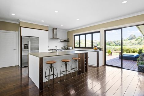 Photo of property in 18 Lakeview Terrace, Taradale, Napier, 4112