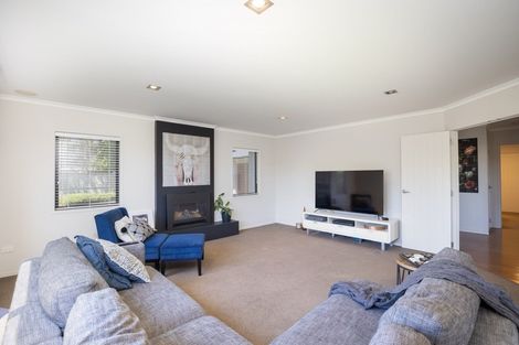 Photo of property in 104a Queens Road, Glen Avon, New Plymouth, 4312