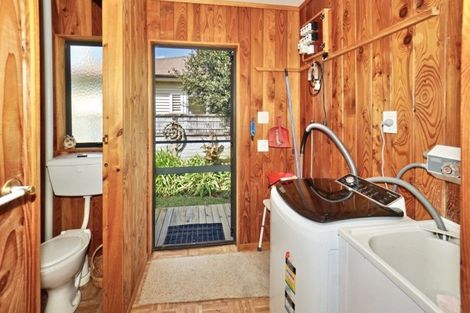 Photo of property in 28 Princess Street, Te Puke, 3119