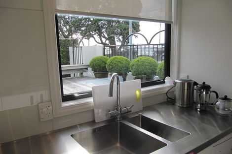 Photo of property in 22 King Edward Parade, Devonport, Auckland, 0624