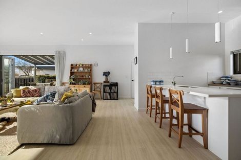 Photo of property in 14 Orbell Drive, Lake Hayes, Queenstown, 9304