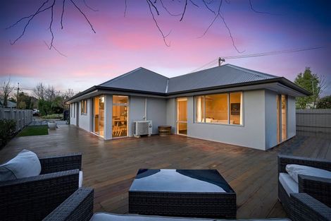 Photo of property in 147 Hamilton Avenue, Ilam, Christchurch, 8041