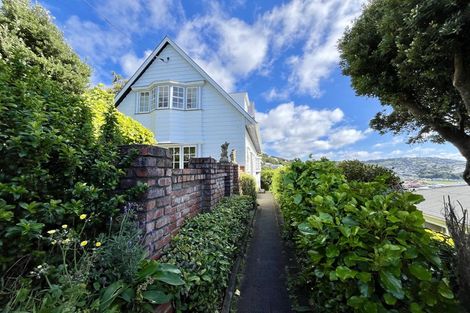 Photo of property in 50 Rodrigo Road, Kilbirnie, Wellington, 6022