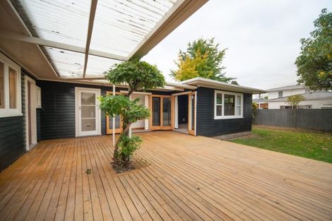 Photo of property in 7 Buick Crescent, Awapuni, Palmerston North, 4412
