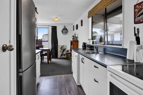 Photo of property in 13 Manuka Place, Hawera, 4610