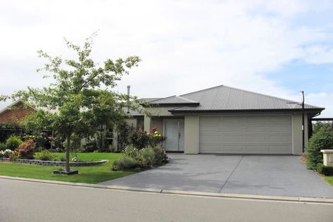 Photo of property in 5 Oakwood Mews, Prebbleton, 7604