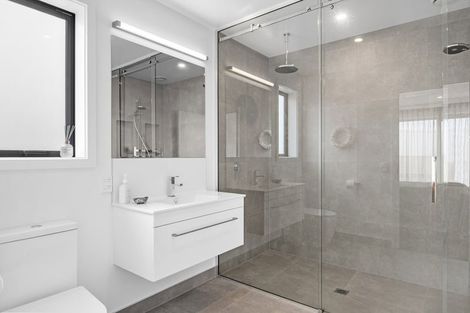 Photo of property in 52 Katania Heights, Brightwater, 7022