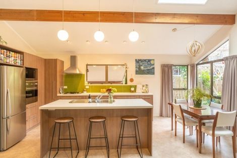 Photo of property in 27 Woolwich Close, Whitby, Porirua, 5024