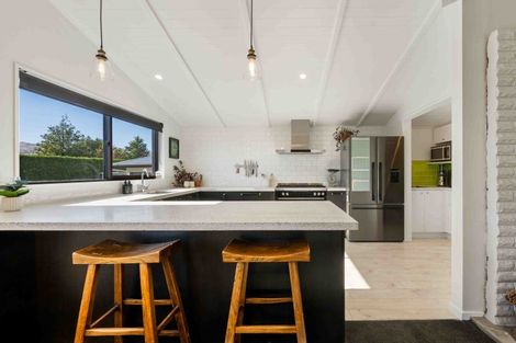 Photo of property in 1 Hall Road, Bannockburn, Cromwell, 9384