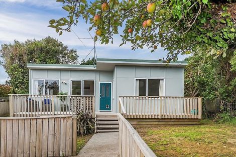 Photo of property in 5a Mepham Place, Ranui, Porirua, 5024