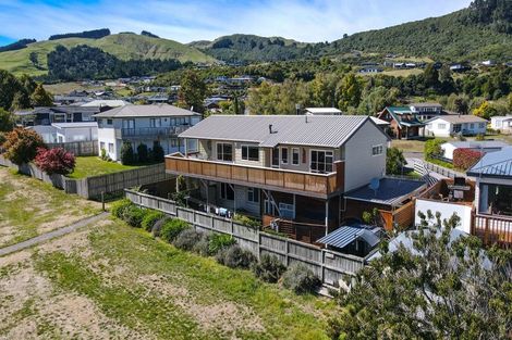 Photo of property in 26 Angela Place, Kinloch, Taupo, 3377