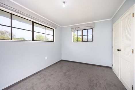 Photo of property in 83 Oroua Road, Kairanga, Palmerston North, 4475