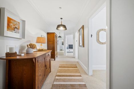 Photo of property in 48 Sefton Street, Wadestown, Wellington, 6012