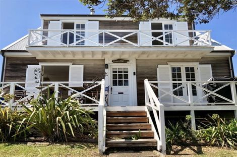 Photo of property in 12 Brind Road, Russell, 0202