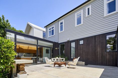 Photo of property in 8 Mcfarlane Street, Mount Victoria, Wellington, 6011