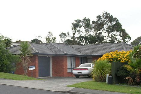 Photo of property in 29 Broadfield Street, Massey, Auckland, 0614
