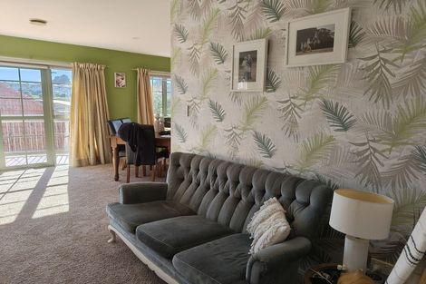 Photo of property in 30 Parkwood Crescent, Gulf Harbour, Whangaparaoa, 0930