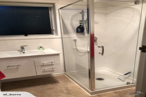 Photo of property in 1/3 Bryers Place, Bayview, Auckland, 0629