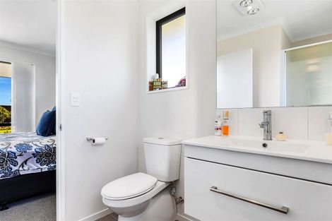 Photo of property in 9 Denton Street, Amberley, 7410