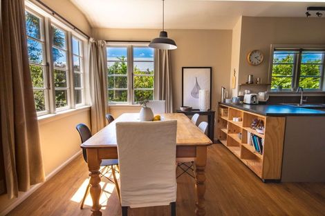 Photo of property in 32 Aorangi Road, Bryndwr, Christchurch, 8053