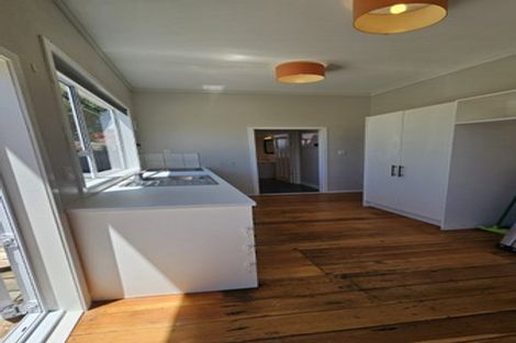 Photo of property in 257 Carrington Street, Vogeltown, New Plymouth, 4310