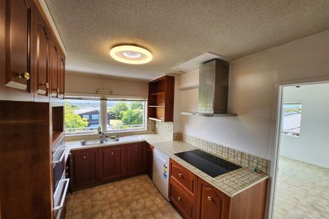 Photo of property in 6 The Anchorage, Sunnyhills, Auckland, 2010