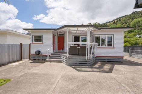 Photo of property in 29 Mill Street, Maitai, Nelson, 7010