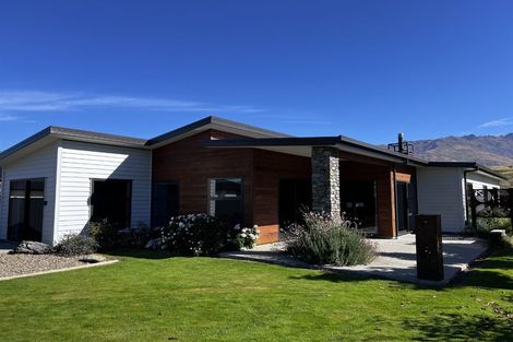 Photo of property in 54 Stratford Drive, Mount Pisa, Cromwell, 9383