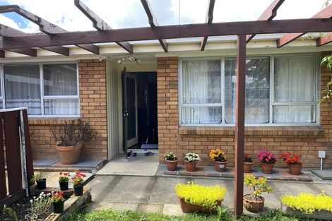 Photo of property in 1/22 La Perouse Street, Botany Downs, Auckland, 2010