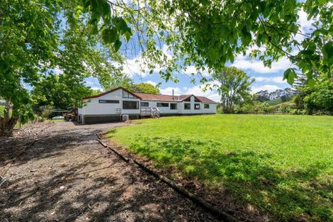 Photo of property in 10 Taha Road, Waimauku, 0881