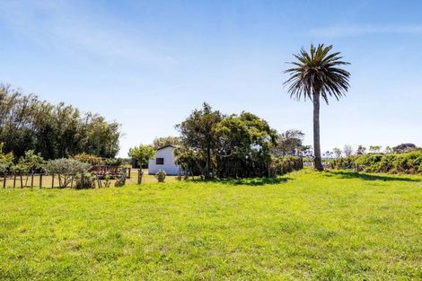 Photo of property in 38 Mcalpine Road, Hawera, 4672