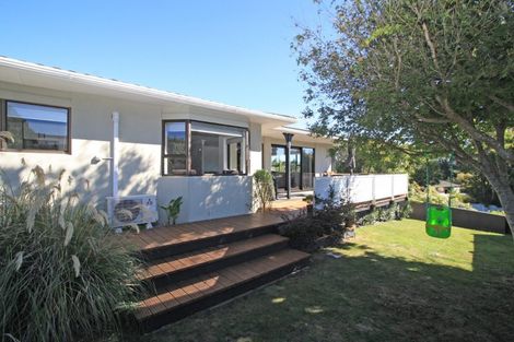 Photo of property in 32 Branch Road, Highlands Park, New Plymouth, 4312