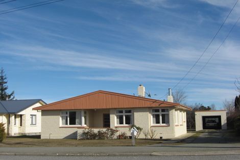 Photo of property in 21 Northland Street, Ranfurly, 9332