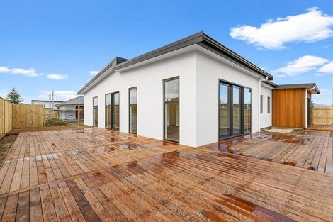 Photo of property in 61 Freedom Drive, Kelvin Grove, Palmerston North, 4414