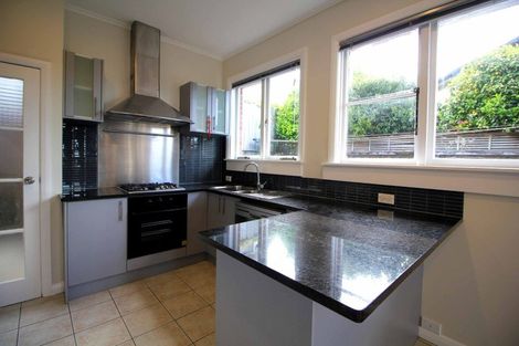 Photo of property in 30 Lewis Street, Blockhouse Bay, Auckland, 0600