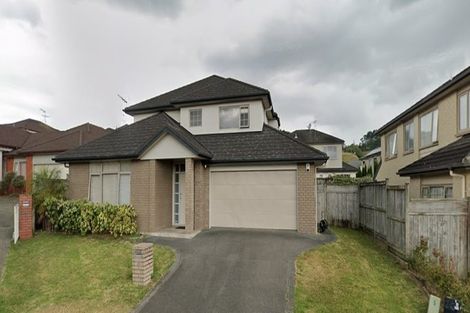 Photo of property in 13 Kouras Place, Flat Bush, Auckland, 2016