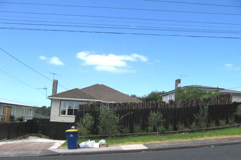 Photo of property in 71 Verbena Road, Birkdale, Auckland, 0626