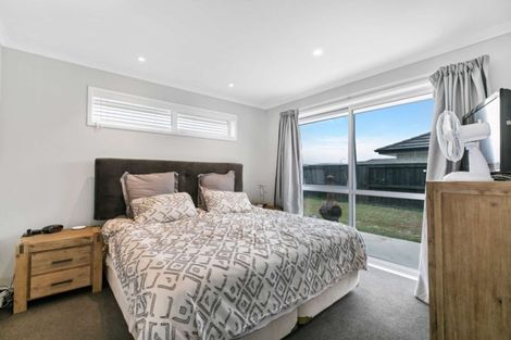 Photo of property in 18 Wahaika Way, Papamoa Beach, Papamoa, 3118