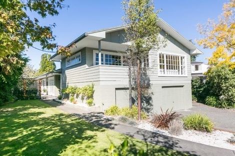 Photo of property in 18 Greenwood Road, Havelock North, 4130