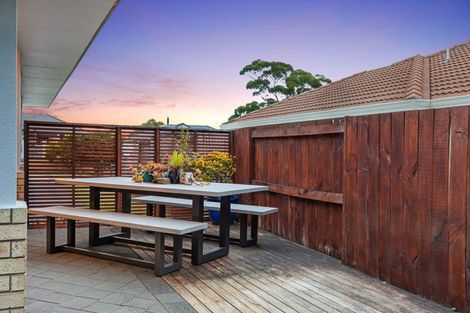 Photo of property in 28 Stableford Drive, Pyes Pa, Tauranga, 3112