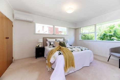 Photo of property in 15 Marywil Crescent, Hillcrest, Auckland, 0627