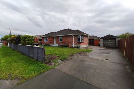 Photo of property in 2/15 Waimairi Road, Upper Riccarton, Christchurch, 8041