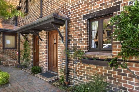 Photo of property in Village Green Cottages, 9/10 Quiet Woman Way, Monaco, Nelson, 7011