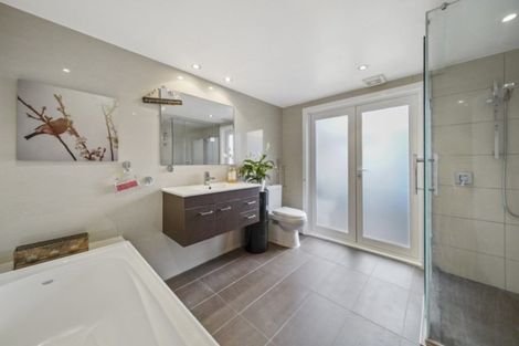 Photo of property in 1/27 Browns Avenue, Pakuranga, Auckland, 2010