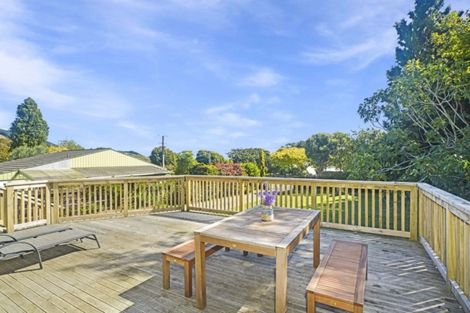 Photo of property in 17 Winara Avenue, Waikanae, 5036
