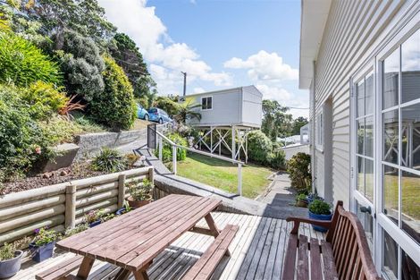 Photo of property in 16 Dominion Park Street, Johnsonville, Wellington, 6037
