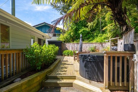 Photo of property in 20 Westhaven Drive, Tawa, Wellington, 5028