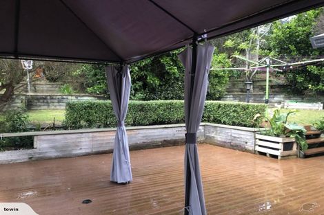 Photo of property in 48 Topliss Drive, Northcross, Auckland, 0632