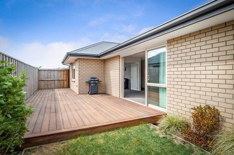 Photo of property in 10 Broadway Parade, Rolleston, 7615